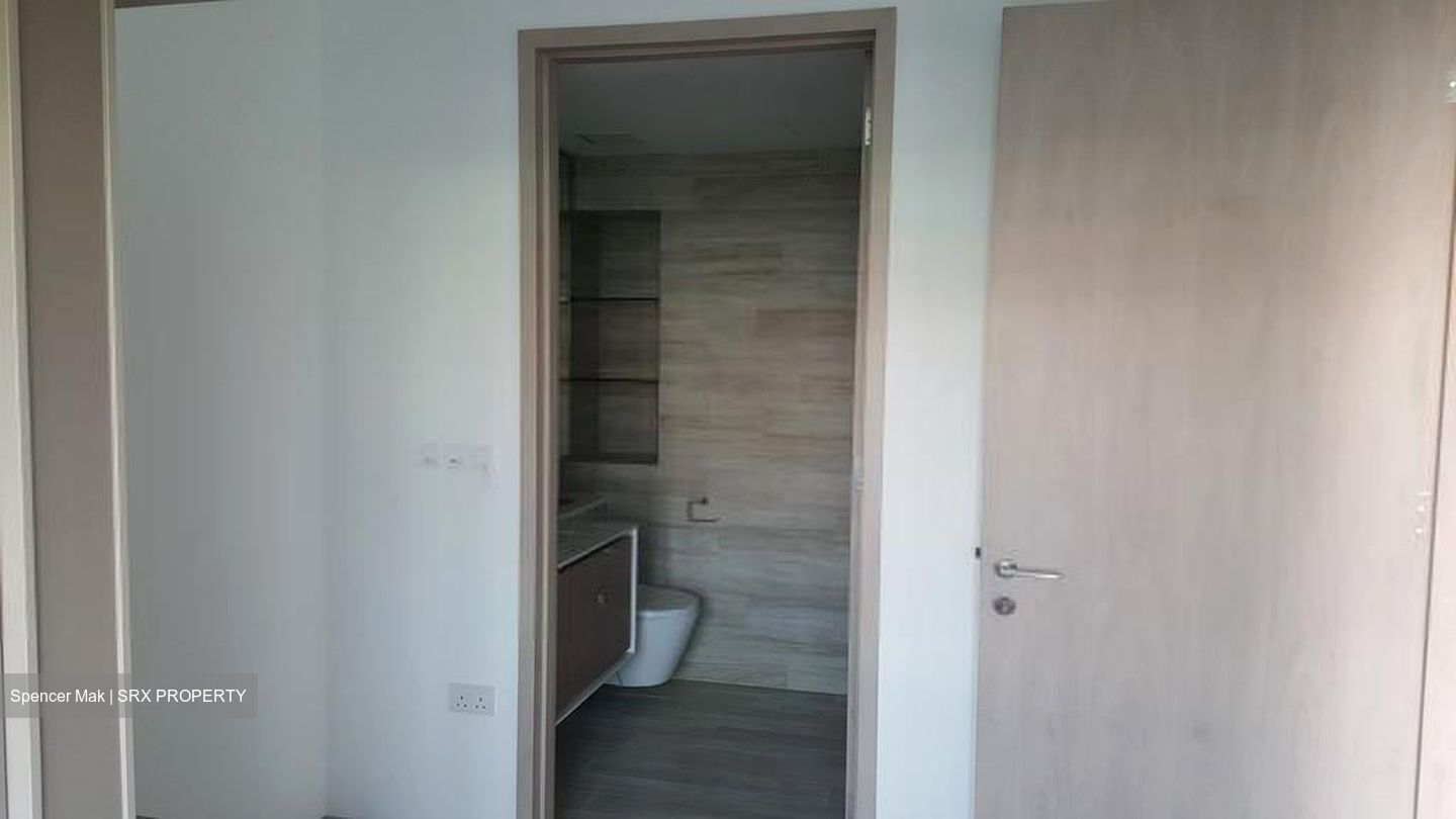 J Gateway (D22), Condominium #560458201